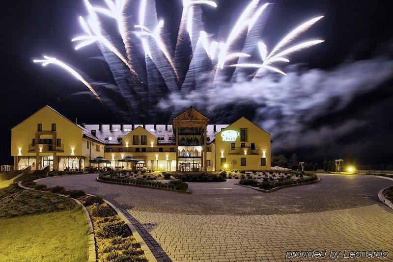Hotel Fajkier Kroczyce Kültér fotó
