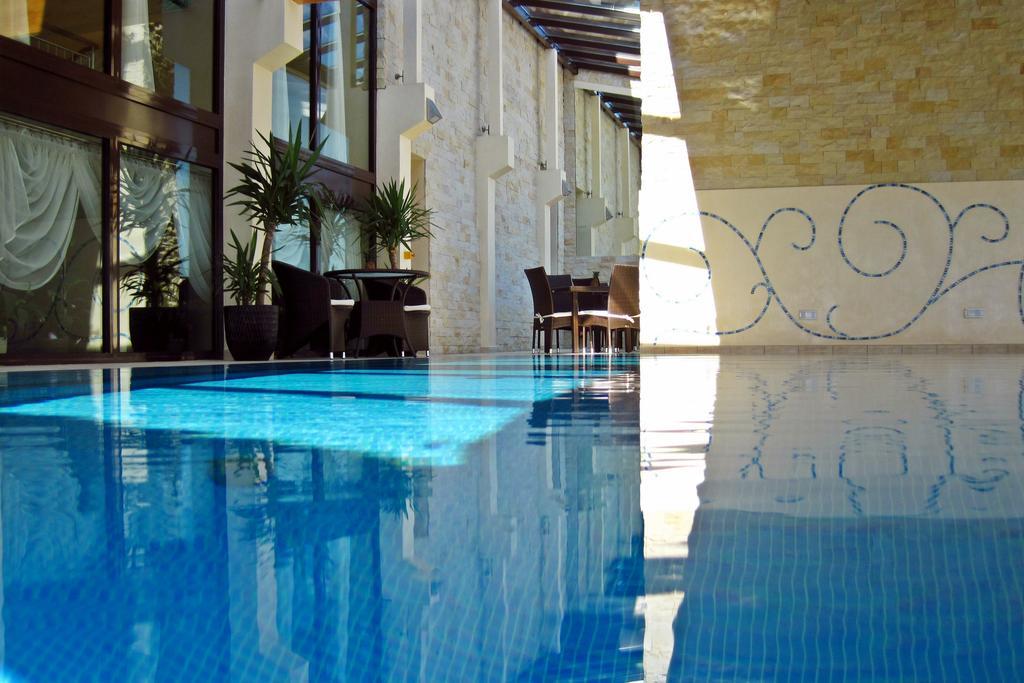 Hotel Fajkier Kroczyce Kültér fotó