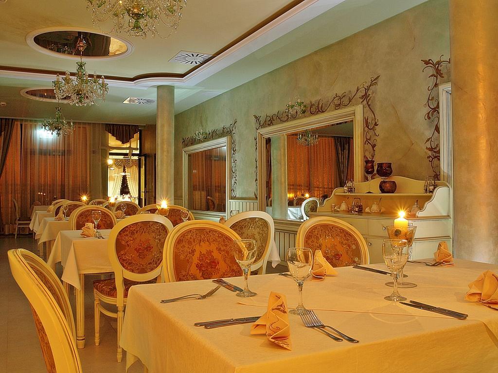 Hotel Fajkier Kroczyce Kültér fotó
