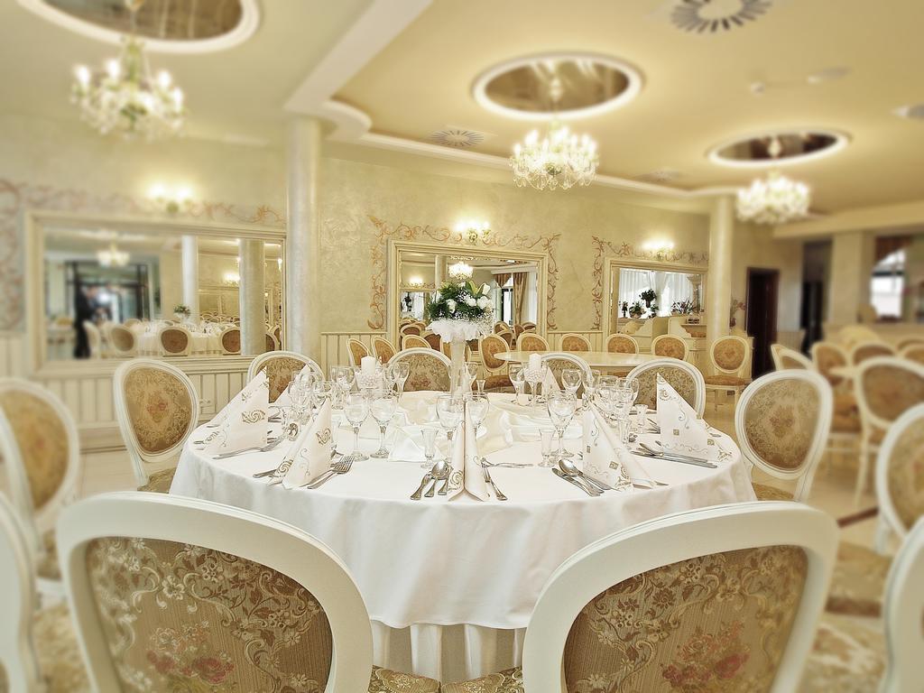 Hotel Fajkier Kroczyce Kültér fotó