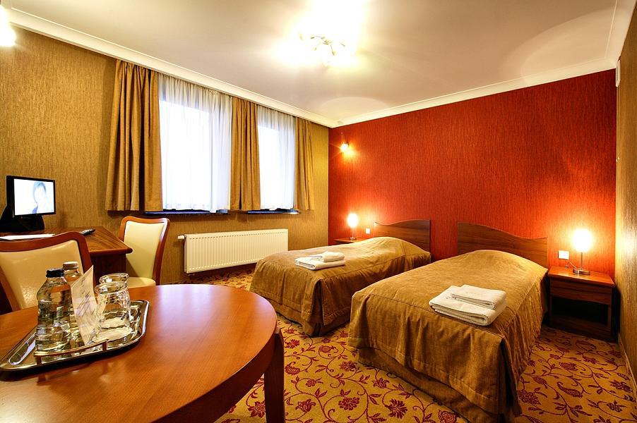Hotel Fajkier Kroczyce Kültér fotó
