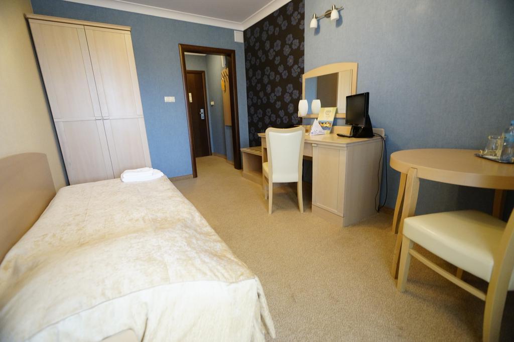 Hotel Fajkier Kroczyce Kültér fotó